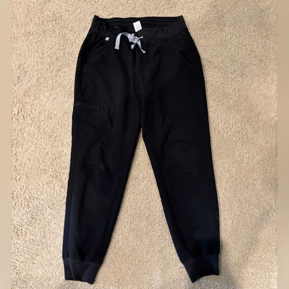 Figs Technical Collection Black Joggers, Small Petite